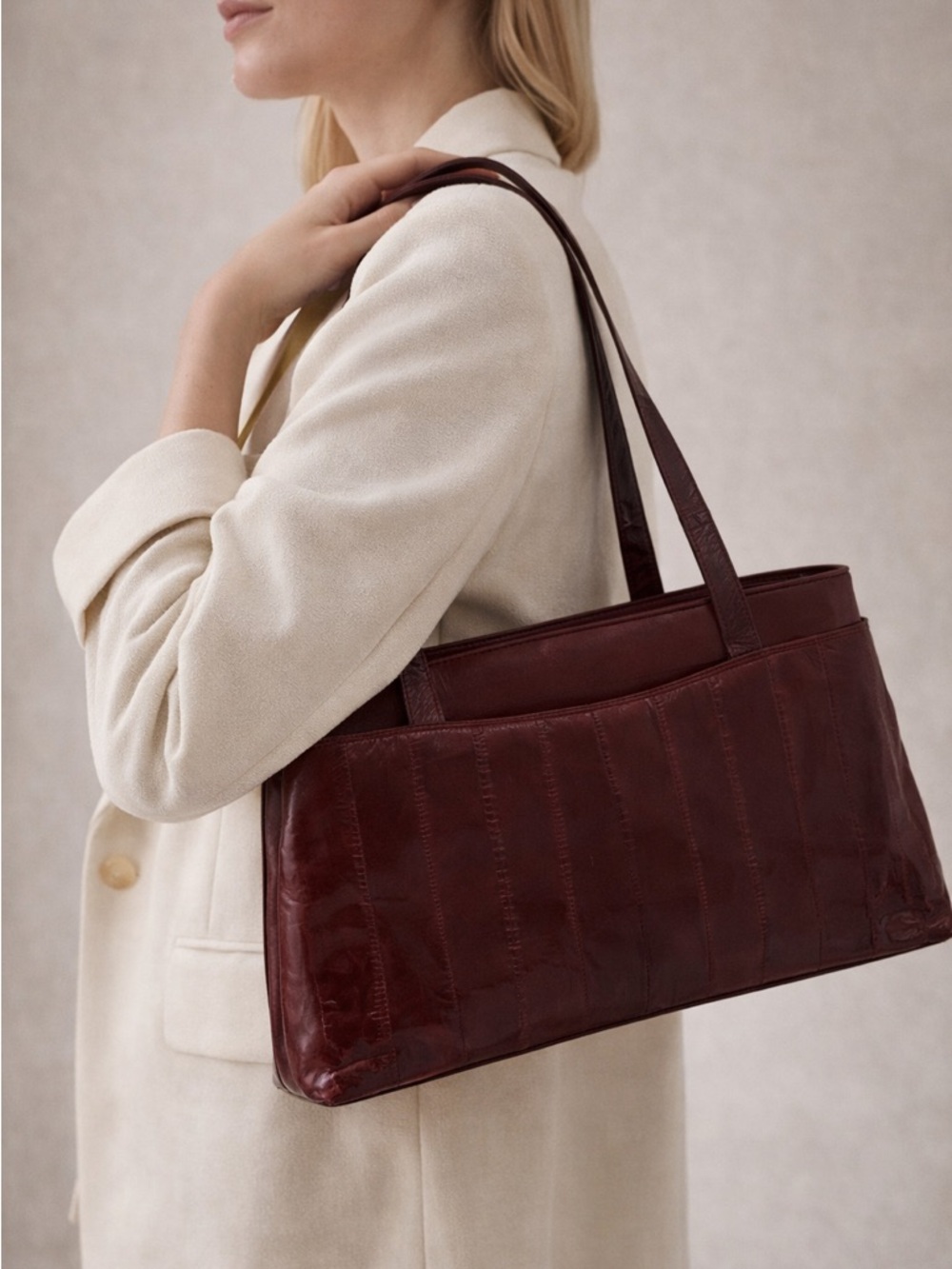 Vintage 90s Burgundy Sunco Korea Eel Skin Bag | Slim Minimalist Quiet Luxury - Picture 4 of 16